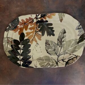 Crate & Barrel Autumn Leaf Platter – Large 19" Ceramic Fall Serveware – Nature-I